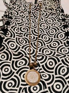 Chic Black &amp; White Geometric Dress