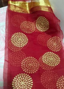 Red Dupatta