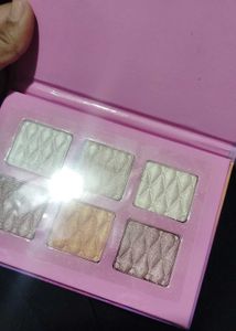 Recode Highlighter Palette