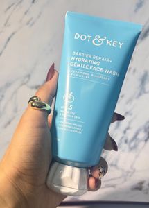 Dot & Key Face Wash + trial pack freebies