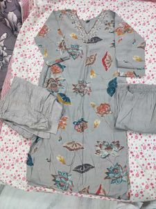 Elegant Floral Print Kurta Set with duppta