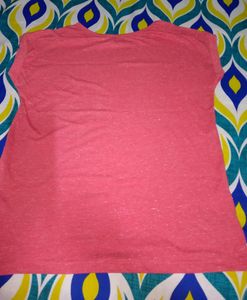 This is a beautiful fit top