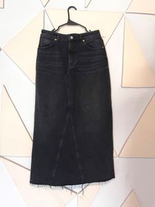 Black Denim Maxi Skirt and bow top