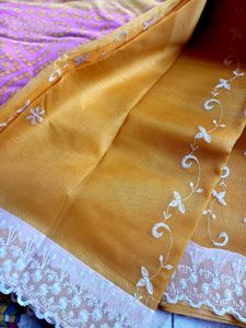 ✨Elegant Yellow 💛 Embroidered Saree