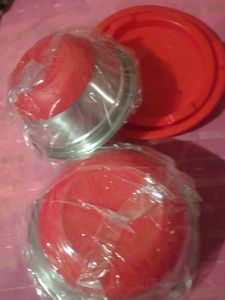 Combo Off Two Bowls With Lid
