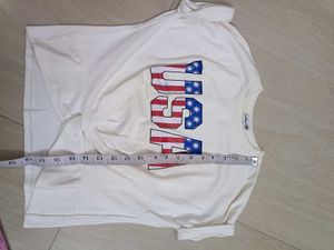 New USA written crop top