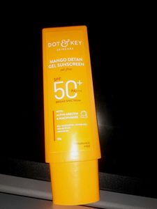 Dot & Key Mango Detan Sunscreen