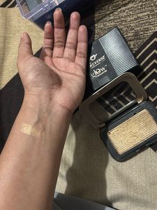 FOREVER52 Glow Highlighter