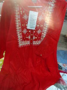 Beautifull Red Top