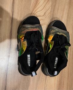 Elle Stylish Multicolor sneakers