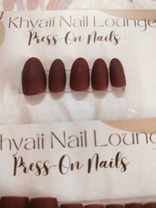 Press-On Nail Set 25 - Hand And Toes