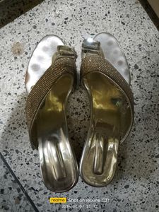 👠