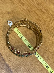 Elegant Gold-Toned Bangle - 1 piece