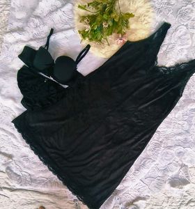 Elegant Black Lingerie Set - Sleepwear