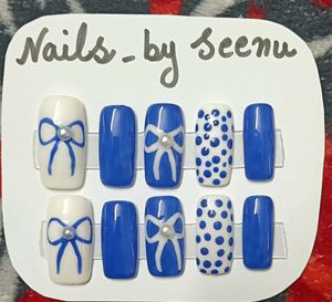 Reusable Blue & White Bow Press-On Nails