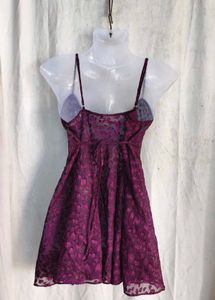 Chic Burgundy Lace Mini Dress