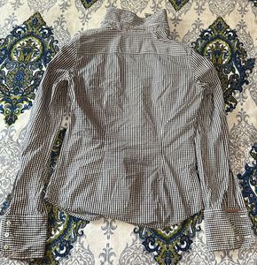 women office look check shirt