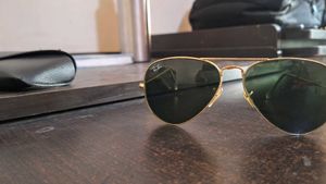 Ray-Ban Original Aviator Gold-Green Sunglass with