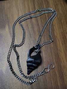 Unique Shell Pendant Necklace