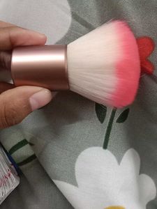 MR DIY Makeup Brush