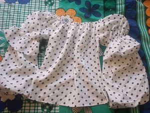 cute polka dot trending top
