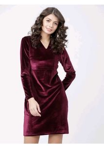 Tokyo talkies M Size Burgundy Velvet..