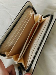 🆕 Black Patent Leather Wallet