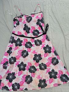 New York &amp; Company White Pink &amp; Black Floral Strap