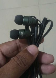 Boat Modal 220 He High Bass Sound
