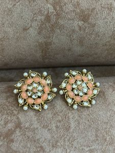 Beautiful Peach &amp; White Stud Earrings