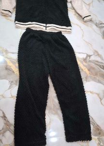 Cozy Black Woolen nightsuit