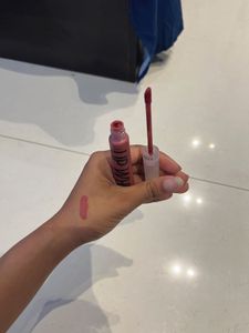 Lip Whip in the shade screw