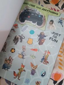 Disney Zootopia Sticker Scenes Book