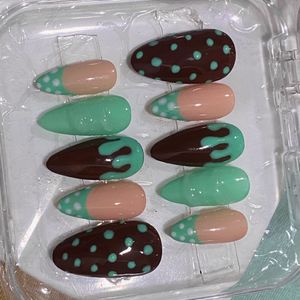 Mint Chocolate Press-On Nails Set