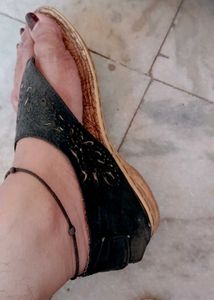 Stylish Black Cutout Flats