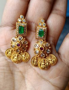 Elegant Temple Jewelry Necklace