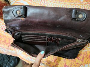 Pure Leather 18s Century Handbags