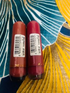 2 Matte Lipsticks
