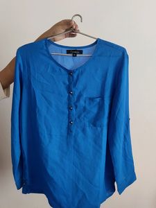 New Blue Top In Good Condition