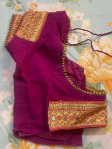 Beautiful Red &amp; Purple Saree with Mirror Work
