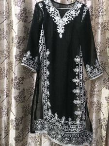 Elegant Black Embroidered Kurti with Duppata
