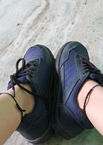 Sports Shoes 👞