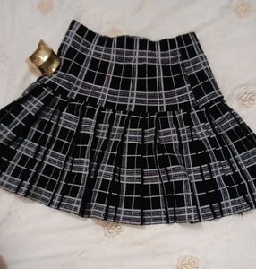 Plaid Pleated Mini Skirt
