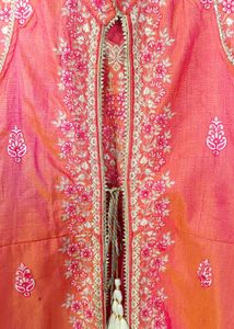 Elegant coral Embroidered maxi dress with floor le