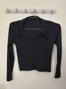 Black Collared Long Sleeve Crop Top