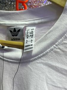 ADIDAS DOWNSHOULDER