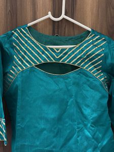 Teal Kurta with Gold Stripe Detail