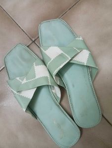 Light Blue Graphic Print Sliders