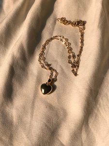 Gold Heart Pendant Necklace