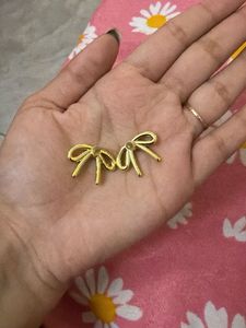 Gold Bow Earrings